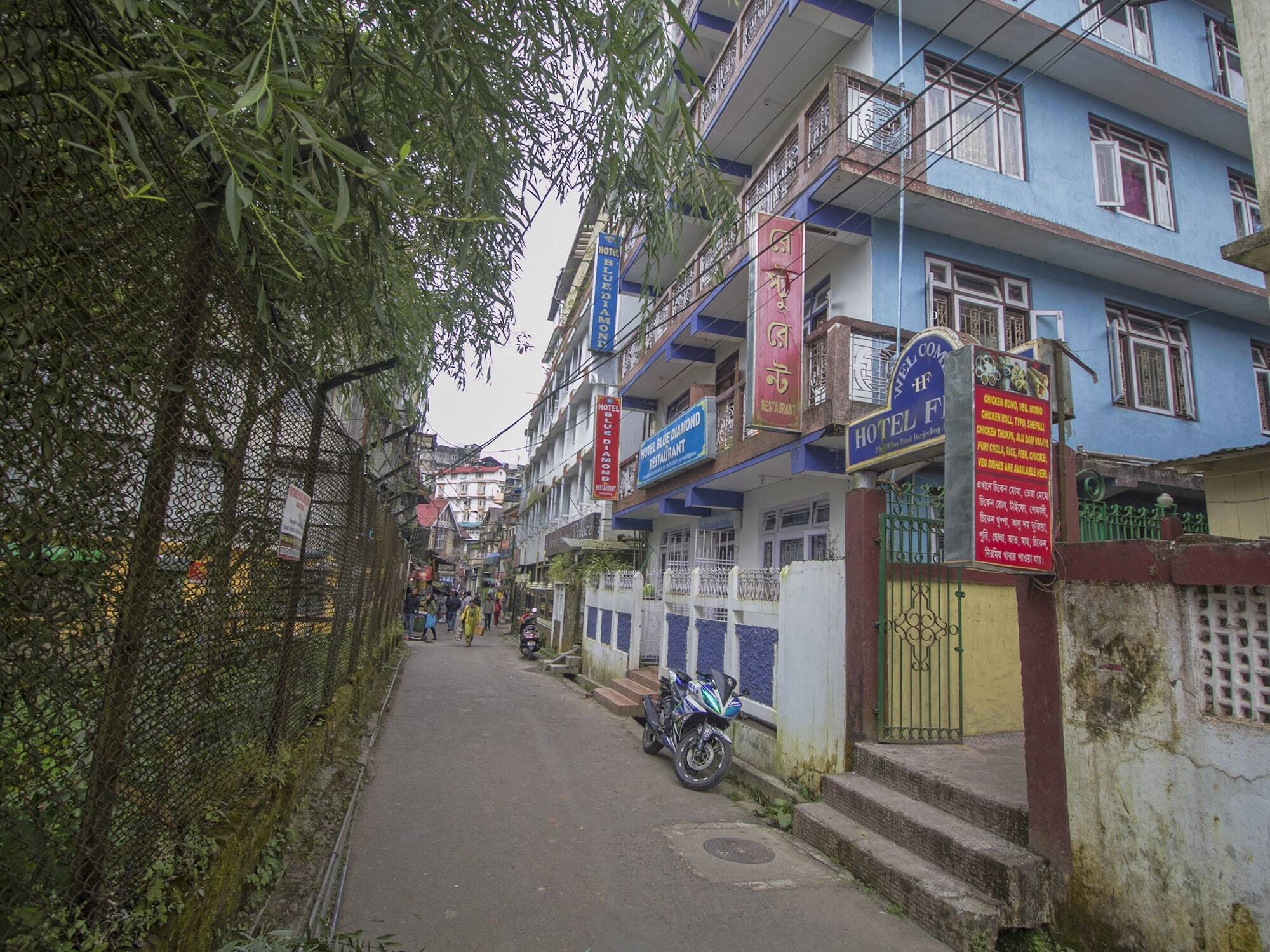 Oyo 19941 Hotel Blue Diamond Darjeeling  Exterior photo